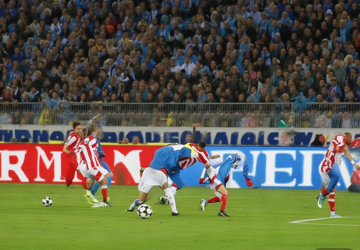 拉齐奥VS多特蒙德：欧冠小组赛巅峰对决回顾(图6)