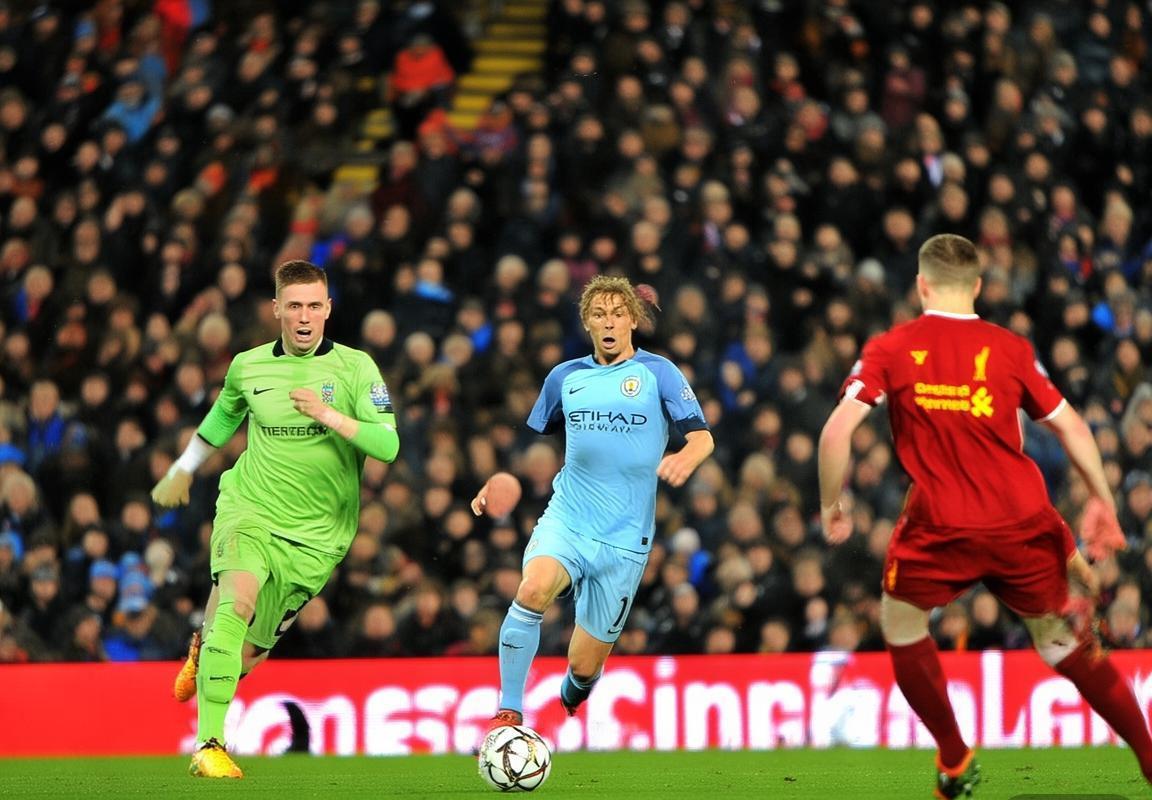 2015英超曼城利物浦对决：战术对决与文化碰撞解析(图3)